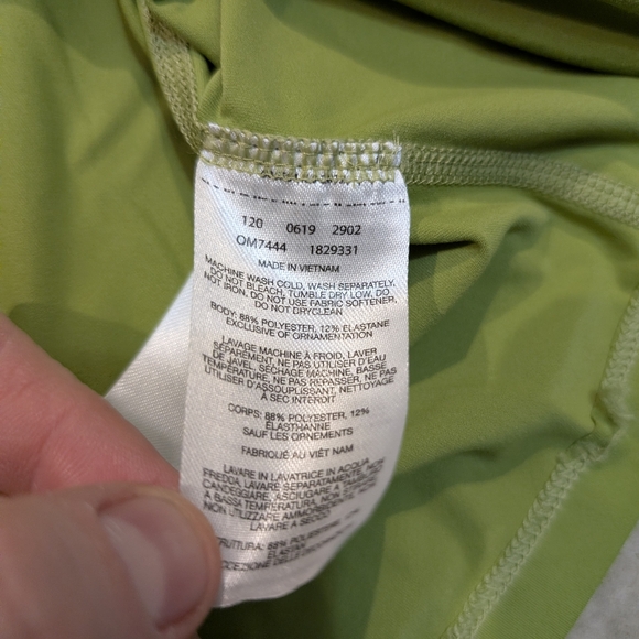 Mountain Hardwear Mens M Green Stretch Long Sleeve Shirt Outdoor Thumb Holes - Picture 5 of 7